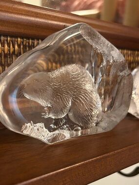 Lead Crystal Mats Jonasson Etched Beaver Signed Figurine Paperweight